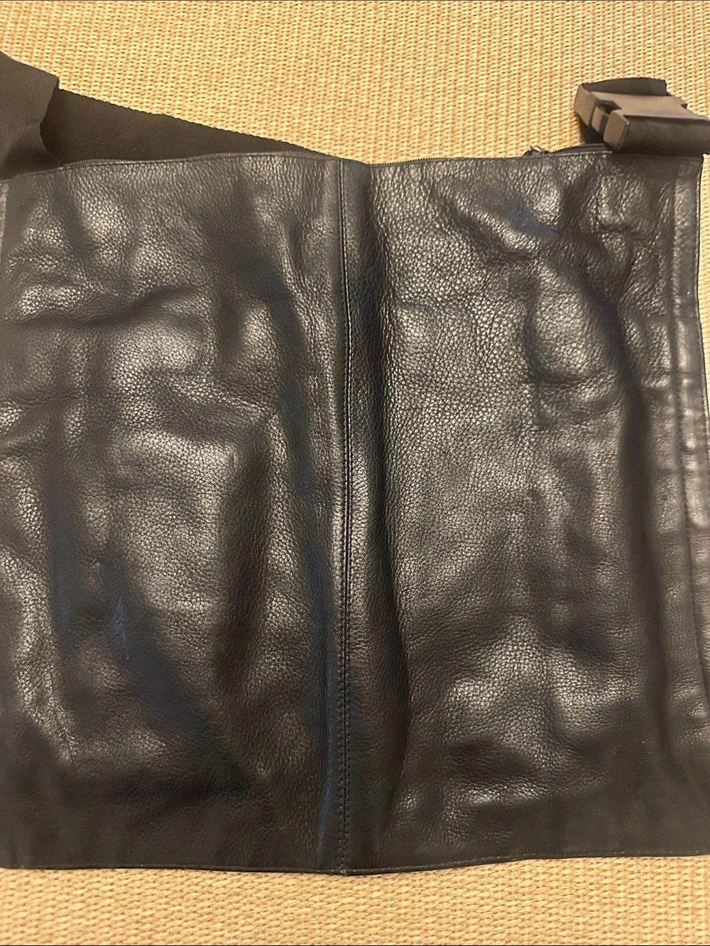 ✔️ Super nice Men’s Kenneth Cole Leather cross body messenger